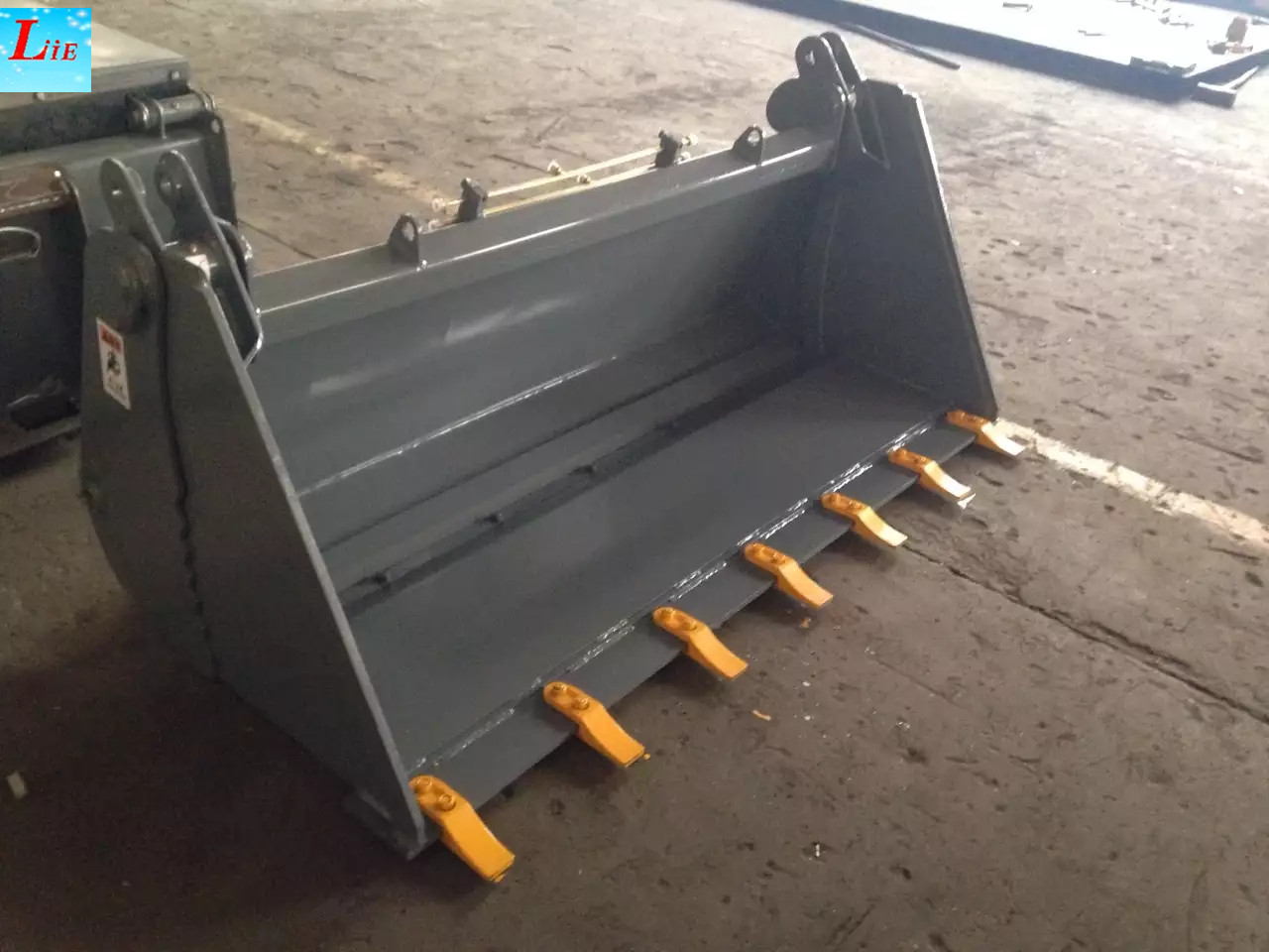 Skid steer four in one buckets 4in1 buckets